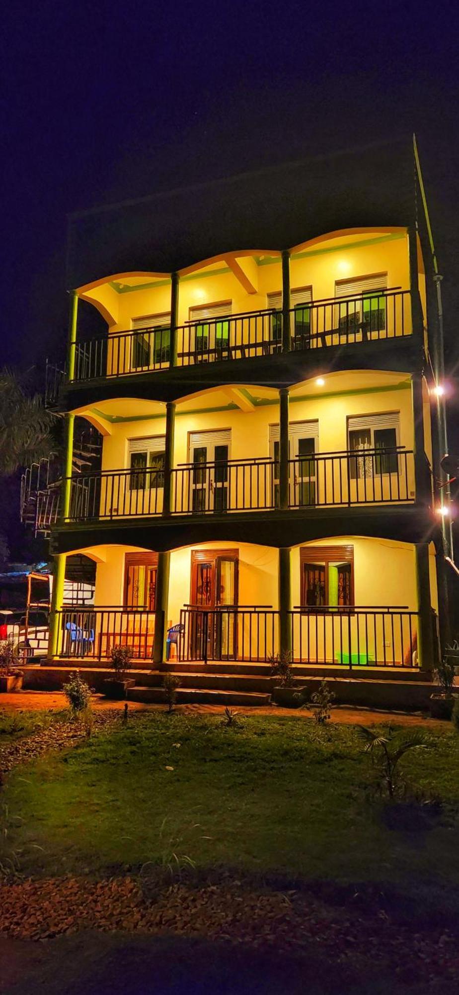 Lights Of Kazinga Orphanage And Homestay Rubirizi Εξωτερικό φωτογραφία